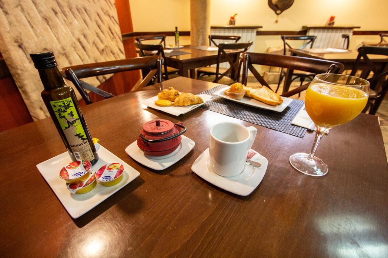 Hostal Los Canteros Golmayo 외부 사진