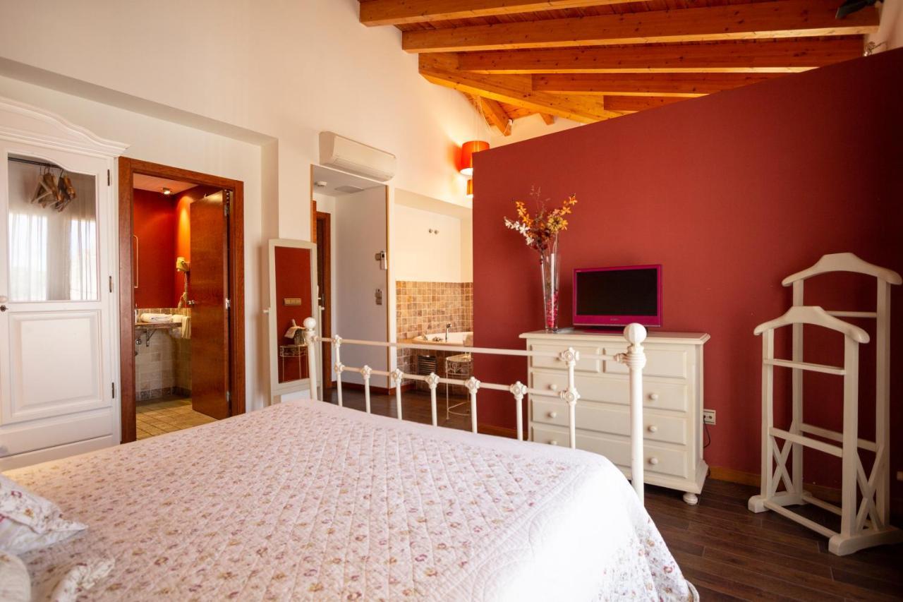 Hostal Los Canteros Golmayo 외부 사진
