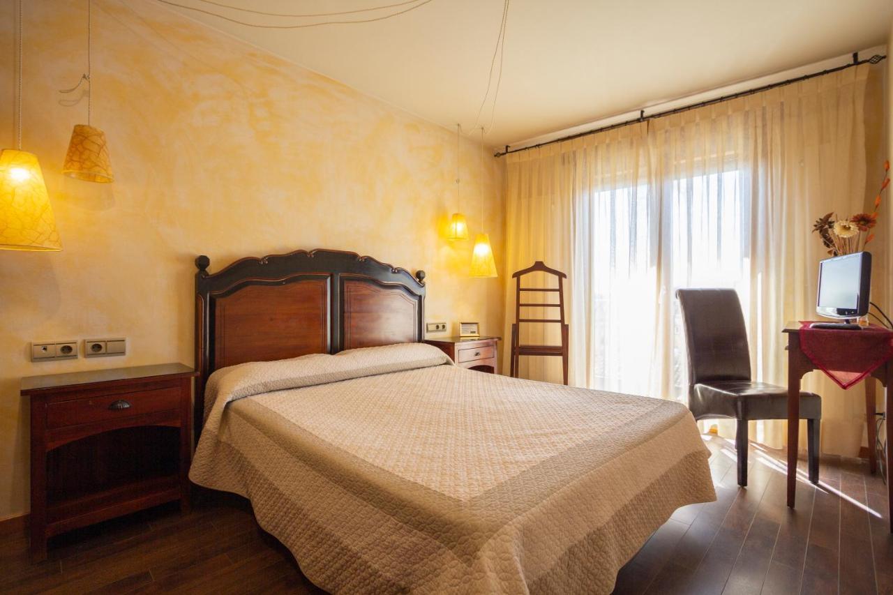 Hostal Los Canteros Golmayo 외부 사진