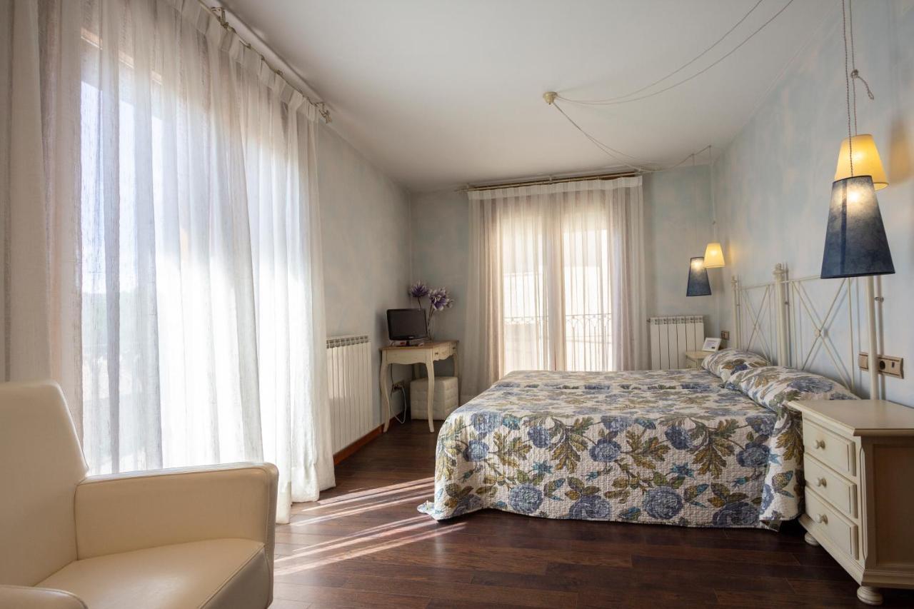 Hostal Los Canteros Golmayo 외부 사진